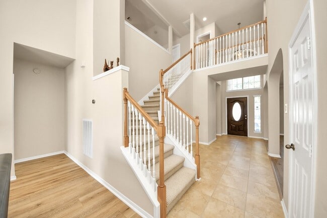 Building Photo - 9006 Sunny Brook Ln