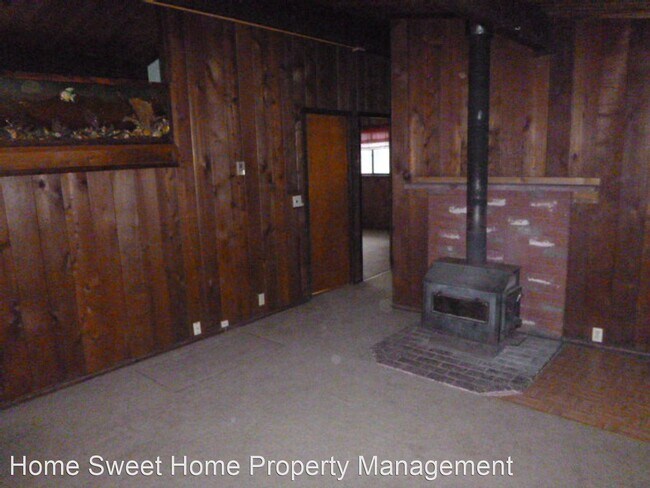 Building Photo - 2 br, 1 bath House - 325 Clover Creek Ave NW