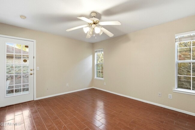 Building Photo - 7536 Le Conte Dr