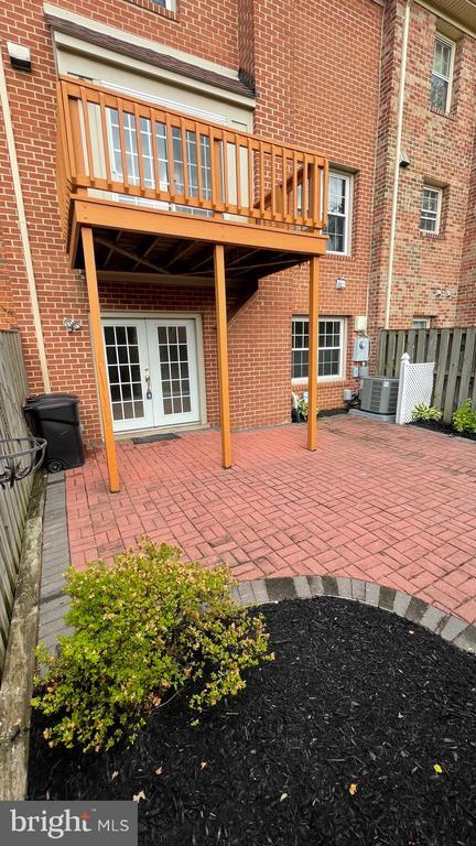 Building Photo - 10127 Ebenshire Ct
