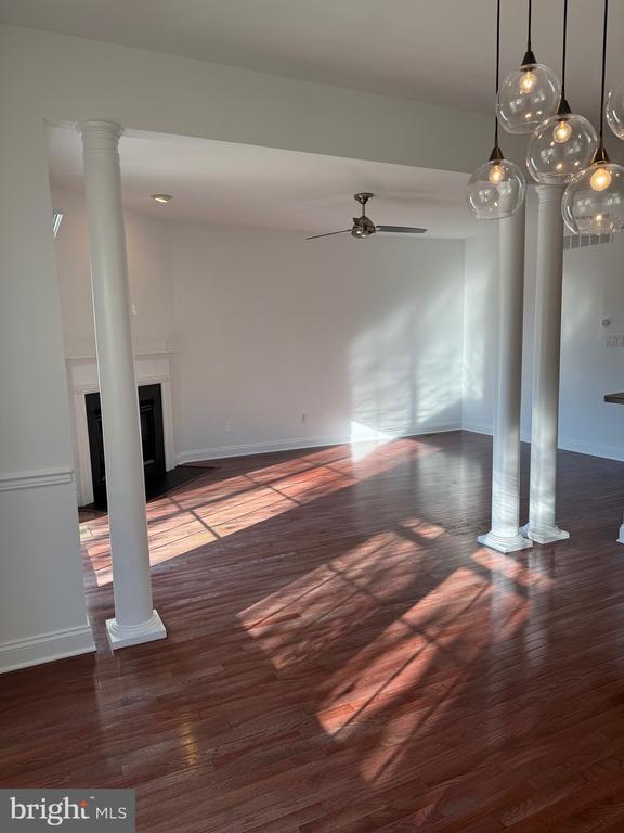 Building Photo - 111 Glacier Dr