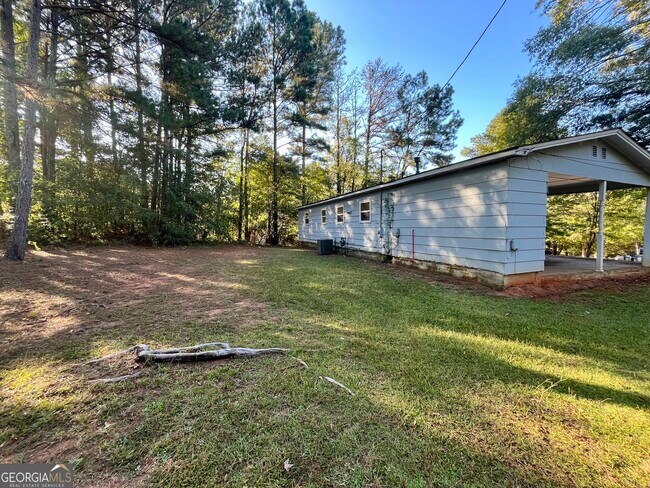 Building Photo - 6107 Shadow Glen Ct SW