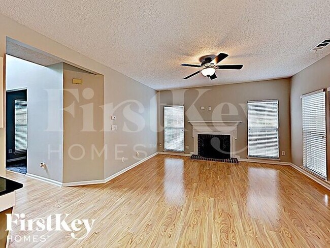 Building Photo - 9014 Tayside Ct