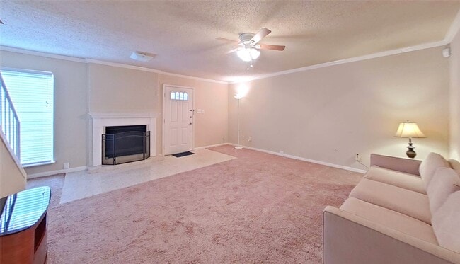 Building Photo - 14211 Briarsage Ct