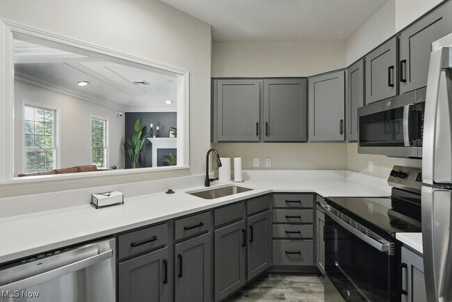 Building Photo - 6667 Hidden Lake Trail