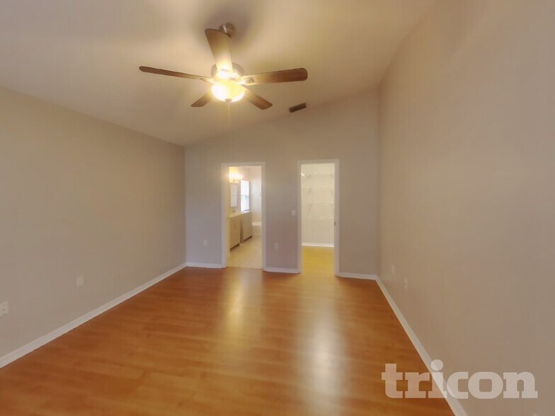 Building Photo - 29728 Morwen Pl