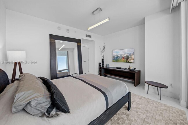 Building Photo - 6899 Collins Ave