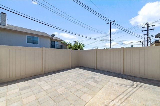 Building Photo - 14732 Del Amo Ave