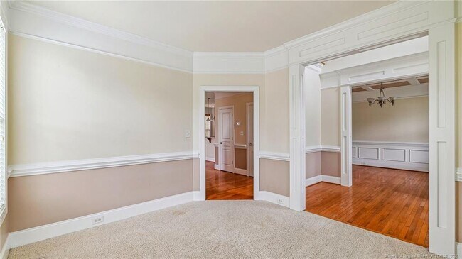 Building Photo - 736 Kensington Park Rd