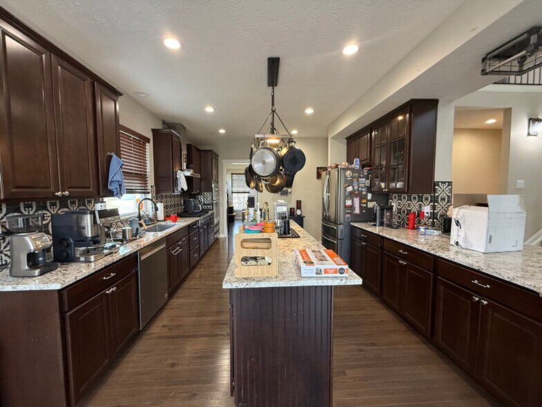 Building Photo - 4881 Royal Birkdale Dr