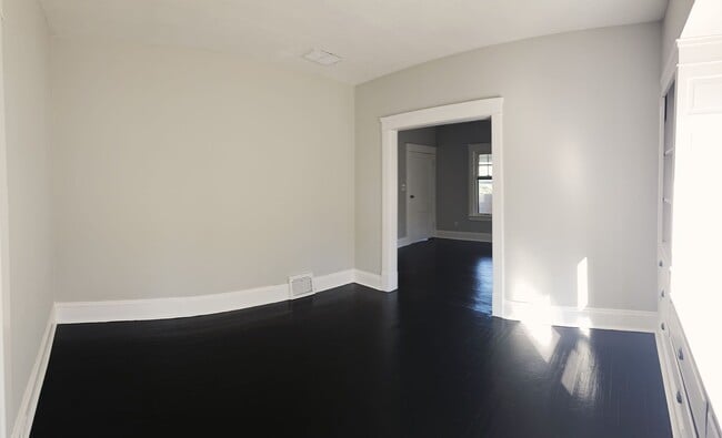 Building Photo - 11015 Fortune Ave