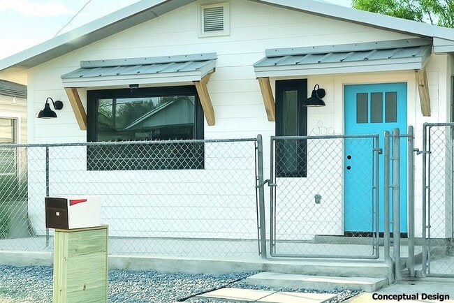 Primary Photo - 2010 E Kearney St