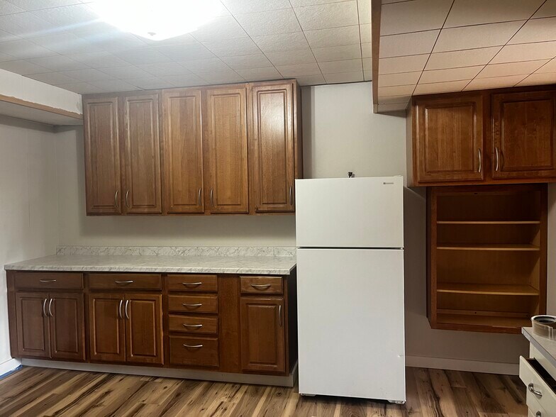 Kitchen - 4310 Pacific Way