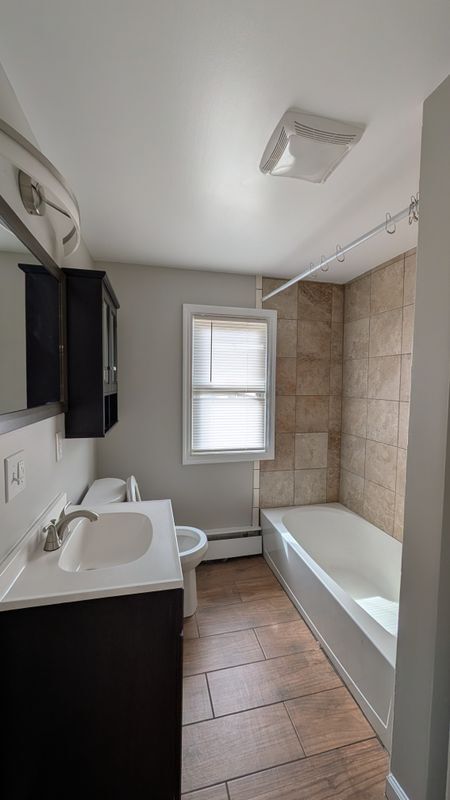 Building Photo - 230 Swetland St