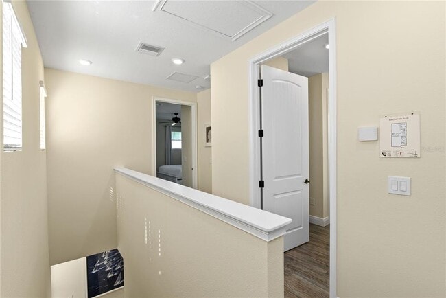 Building Photo - 8040 Lost Shaker Ln