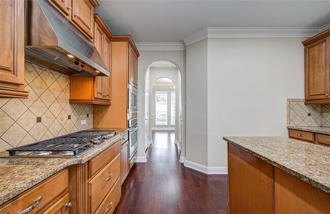 Building Photo - 3730 Arundel Gardens Ln