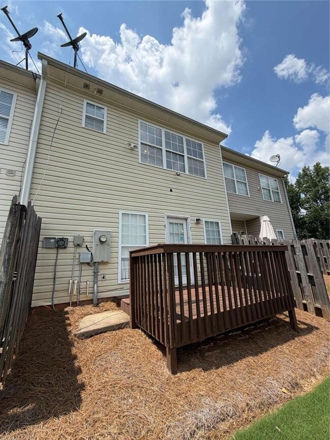Building Photo - 644 Kenridge Dr