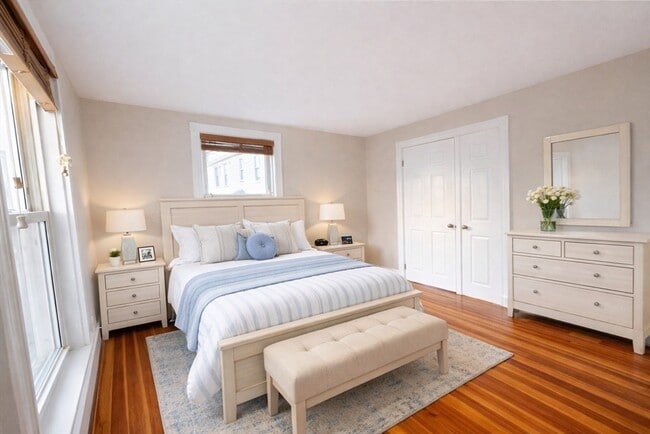 Building Photo - 12 Bigelow St