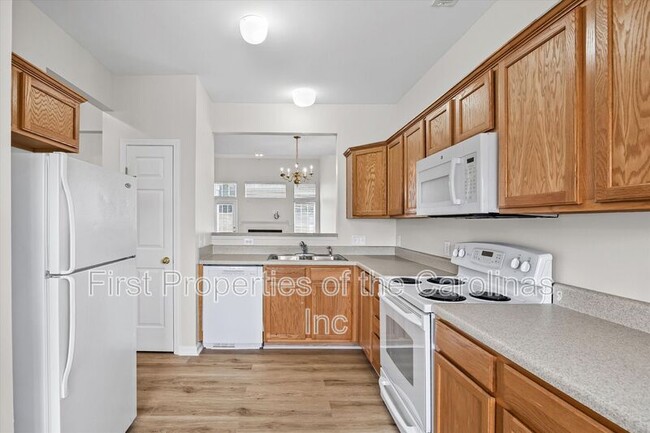 Building Photo - 616 Bayou Cir