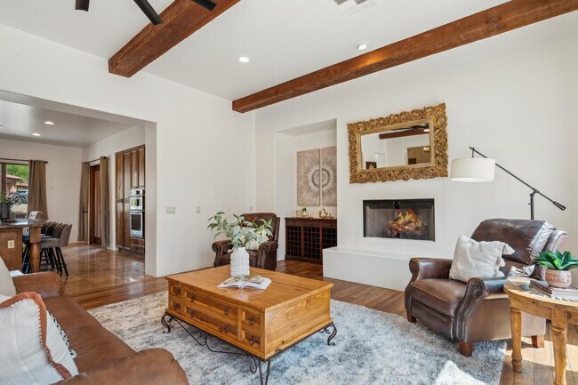 Building Photo - 7701 E Golden Eagle Cir