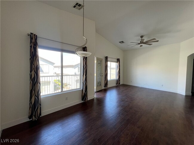 Building Photo - 6371 Lorne Green Ave