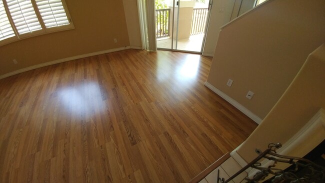Building Photo - 2651 Dunstan Dr