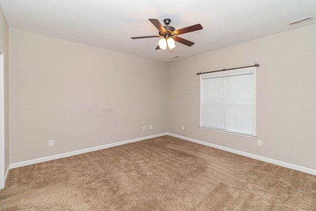 Building Photo - 103 Calabash Ct