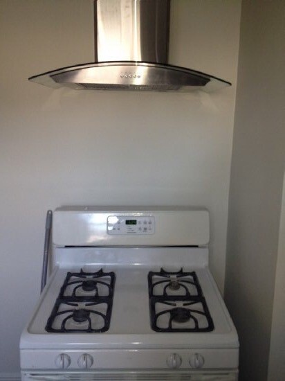 gas stove - 7464 Benjamin St