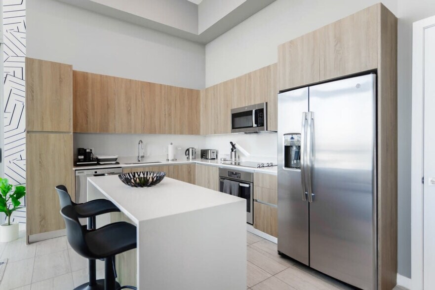 Building Photo - 3900 Biscayne Blvd