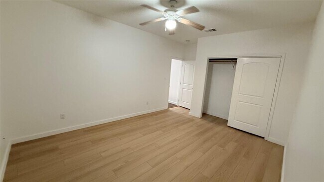 Building Photo - 5673 Solana Ranch Rd