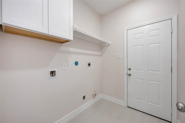 Building Photo - 12650 Sai Baba Dr