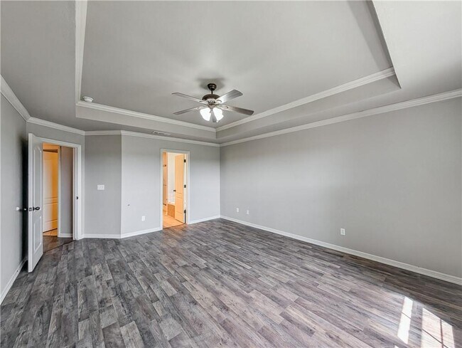 Building Photo - 6011 S 36th St