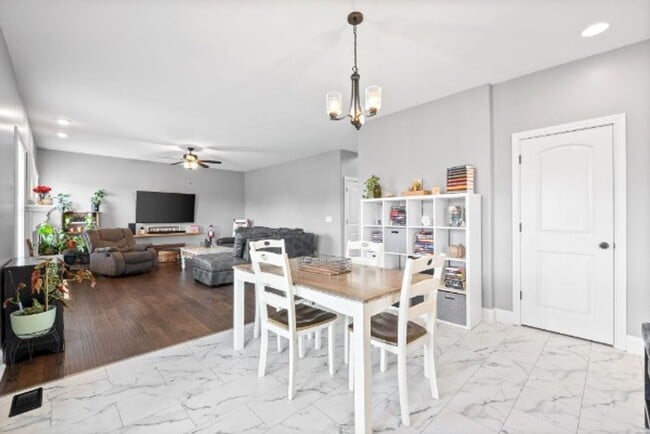 Building Photo - Stunning Home in Wellington Fields Ready f...