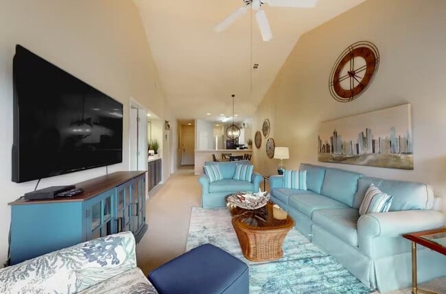 Building Photo - 616 River Oaks Dr