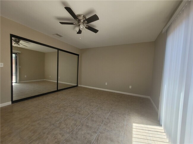 Building Photo - 1529 Taylor Rd