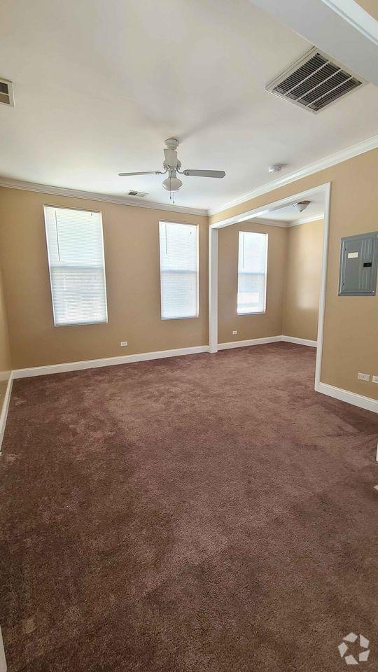 Building Photo - 1 bedroom in Chicago IL 60614