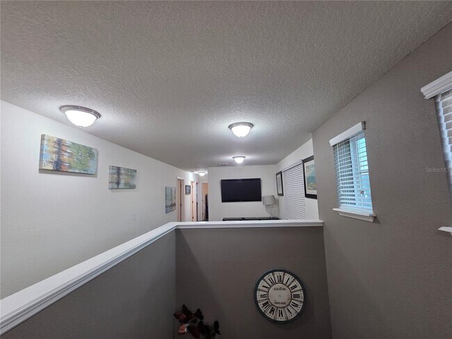 Building Photo - 11842 Silverlake Park Dr