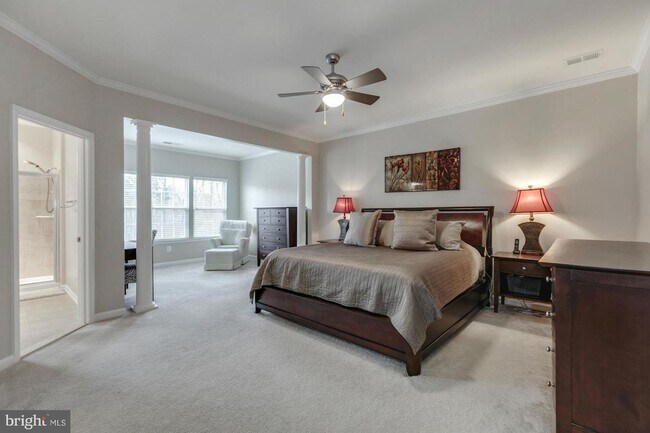 Building Photo - 22941 Chinkapin Oak Terrace
