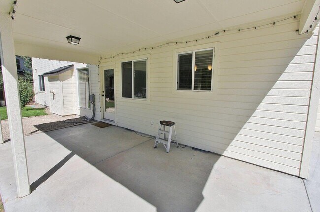 Building Photo - 4325 N McKinley Pk Ave