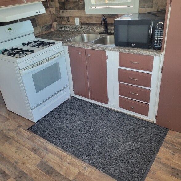 Building Photo - 4567 Calle Valle Vista