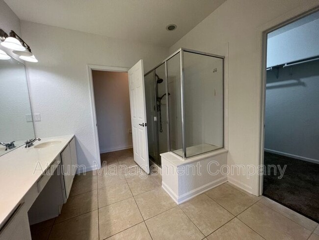 Building Photo - 651 Allerton Way