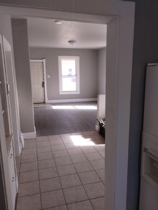Building Photo - 919 Carteret Ave