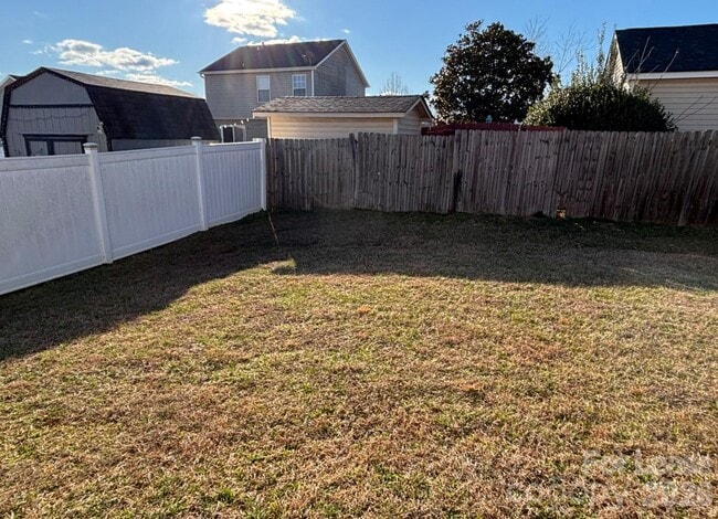 Building Photo - 9617 Rau Ct