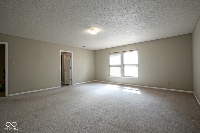 Building Photo - 10155 Holly Berry Cir