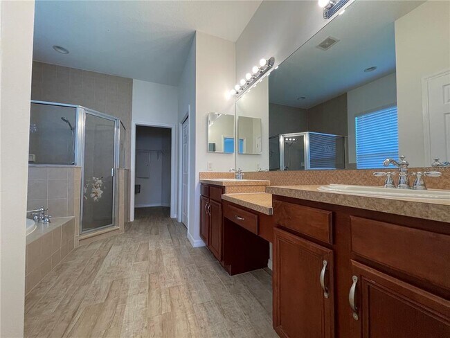 Building Photo - 9322 Mangrove Ct