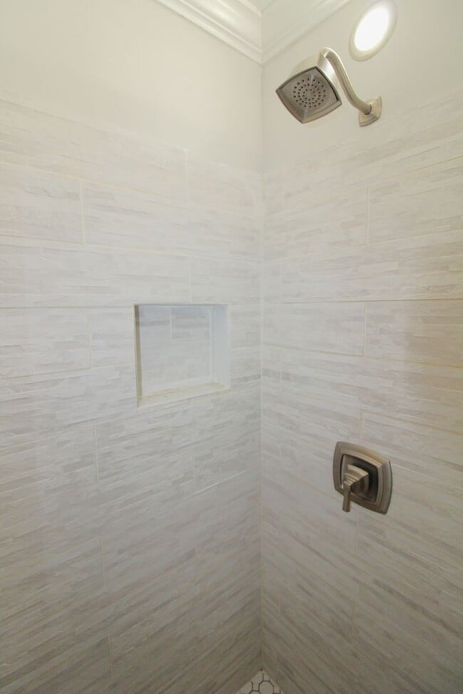 Building Photo - (Coming Soon) 3 Bedroom Brick Ranch in Idl...