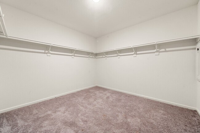 Building Photo - 5819 Bright Keel Dr