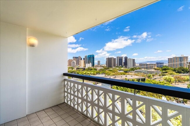 Building Photo - Newly renovated one bedroom condo with lov...