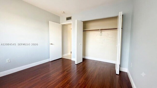 Building Photo - 7847 Miller Dr