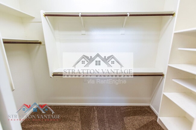 Building Photo - 7465 E Osage Ave